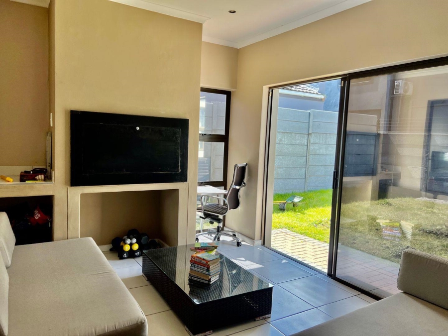 3 Bedroom Property for Sale in Parklands Western Cape